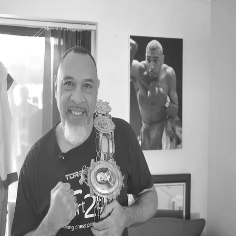 Smart2Box aka the life and times of Neville Brown episode 2 part 2