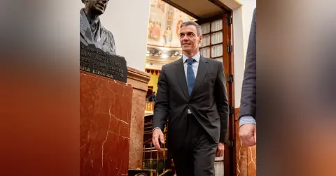 Tertulia de Herrero: El PSOE anuncia una cumbre global de la izquierda en Barcelona