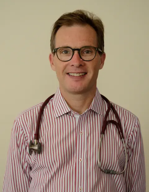 Episode 37 Dr Andrew Davies On How To Avoid A Visit To The ICU