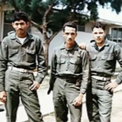 #376 Un boricua en la Guerra de Vietnam y la visita del gobernador Luis A. Ferré en 1970