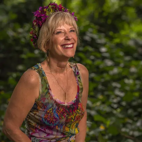 Close Up Radio Spotlights Reiki Master and Positive Energy Role Model Paula Vail of Wellness Inspired