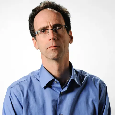 Roe v Wade Overturn : In Canada abortion is a medical procedure, not a right. In conversation with Sean Fine, Justice writer for the Globe and Mail, Canada's largest daily newspaper.