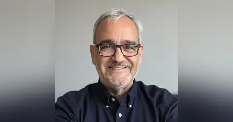 Close Up Radio Welcomes Back Joe Carvalho of Human Health Strategies and ROARANGE Business Strategies