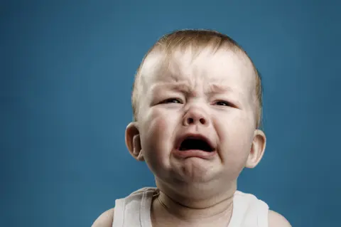 How to Help Kids Handle Gift Disappointment (Without Holiday Meltdowns)