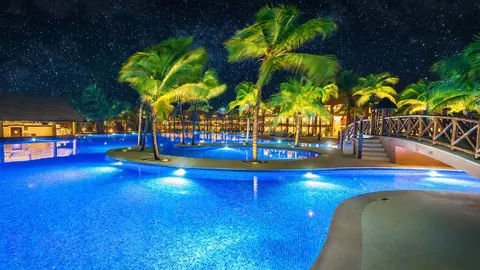 Windy Day Poolside | Water & Wind White Noise | Sleep, Study, Relax | 10 Hours