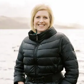 Clare Mackintosh Profile Photo