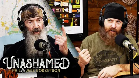 Ep 617 | Phil's Recovery from Back Surgery — in Crazy Detail & Jase Calls a Preacher's Deadly Bluff