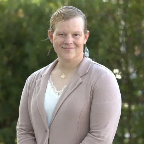 Part 2: Close Up Radio Spotlights Danielle Joleigh Bennett of Radiant Legacy Collective
