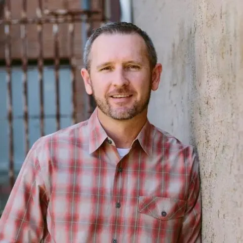 Episode 27: Kent Jones Davis (The 25 Project)