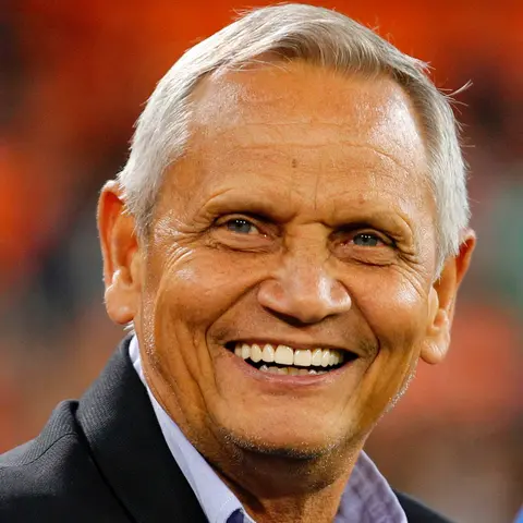 Change Your Story with Schellas Hyndman, Former Head Coach of FC Dallas, SMU, GCU, Eastern Illinois, and Murray State
