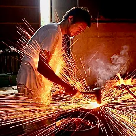 Taro Asano: Traditional Japanese Sword Craftsman