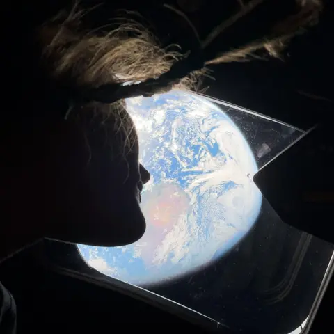 E319 - Turns out Space is still a Human Factors Problem
