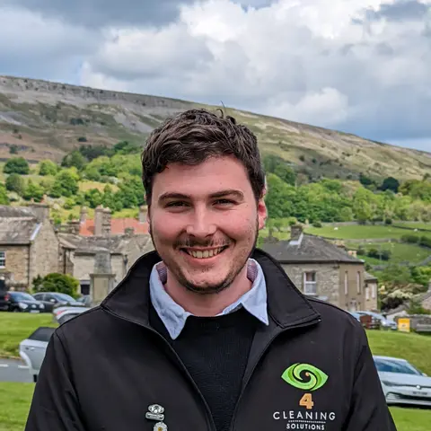 #3/5 Young Entrepeneur has success in Yorkshire Dales