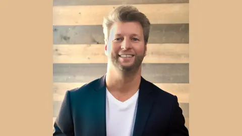 From Corporate Media to Entrepreneurial Success: Rob Thorbjornsen's Journey with Forge Advertising