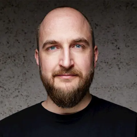 Eelco Bakker  / recording engineer, sound designer, composer, mixer