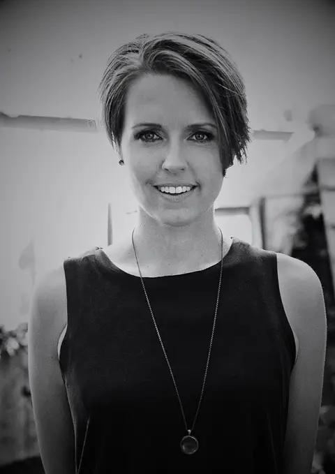 Creating Great Art and Taking Care of Your Fans w/ Emily White
