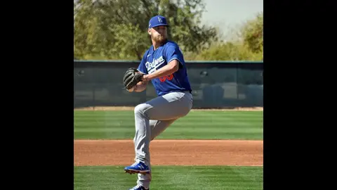 Road to the Show with Dodgers Pitcher Nicholas Robertson plus Carter Chitwood and Jared Layman