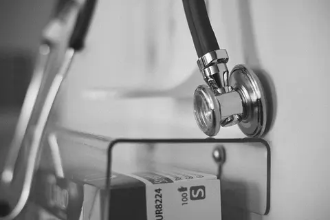 Journal Club: IV vs IO Access in Out-of-Hospital Cardiac Arrest