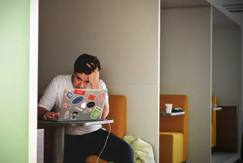 The 3 Secrets to Maintain a Healthy Work-Life Balance