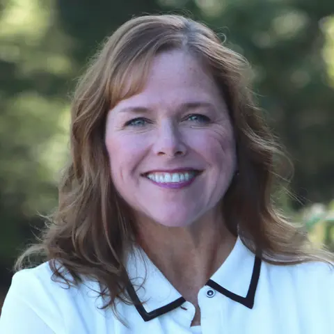 Close Up Radio Spotlights Susan Roth of Compass Consulting