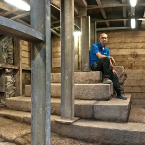 A 2,000 Year Old Podium and Baptism by Immersion