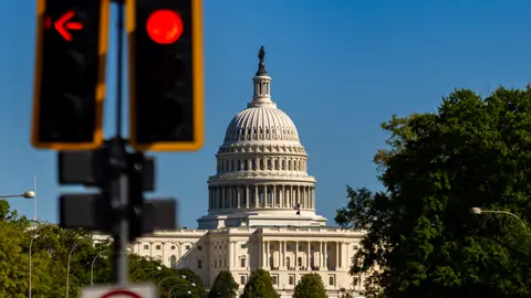 Midterm american:  De la motorină rusească la execuții transmise live