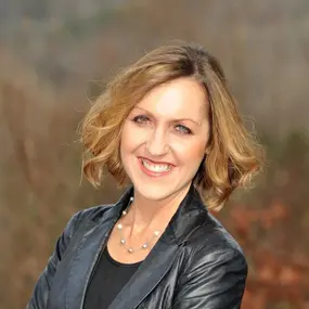 Angela Owen Profile Photo