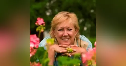 Close Up Radio Welcomes Back Animal Communicator and Psychic Shirley Scott