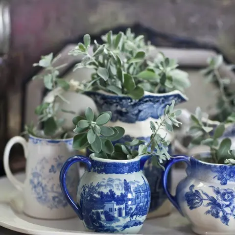 Lessons for Newbie Decorators - and everyone else!