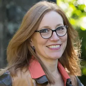 Beth Linker Profile Photo