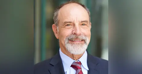 Close Up Radio Spotlights Forensic Accountant Bruce Smith of Smith Forensics