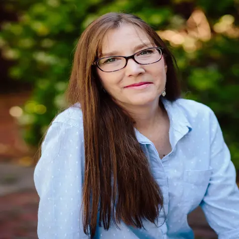 Episode 003 – Michele Stanford helps people make healthier choices