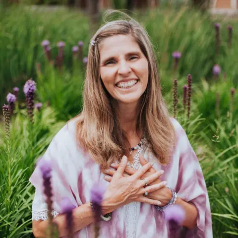 Close Up Radio Welcomes Back Spiritual Connector and Sacred Guide Mahana Mazur of Mahana Sacred Way