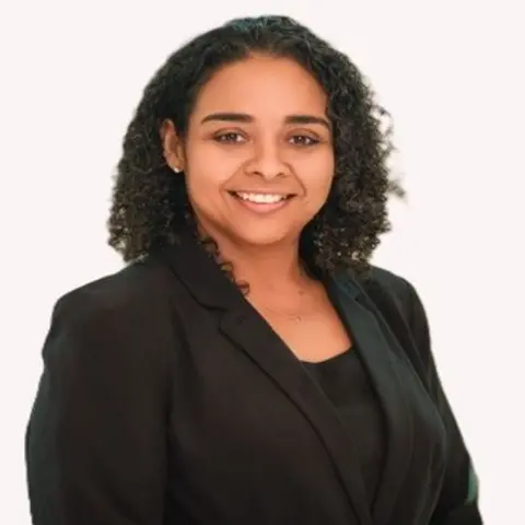 Rewriting the Rules of Wellness: My 105-Pound Journey from CNO to CEO