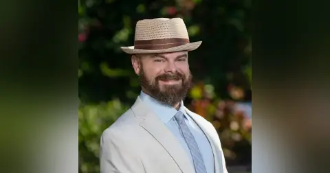 Close Up Radio Spotlights Michael Nicholas of Automajik and SPECTRASCOPE