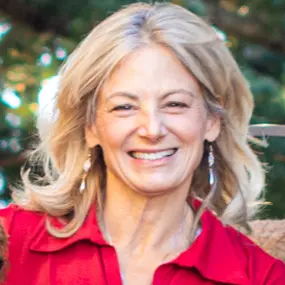 Amy Renz Profile Photo