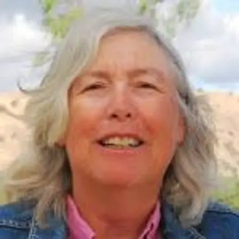 Earthwhile Endeavor – Sally Calhoun