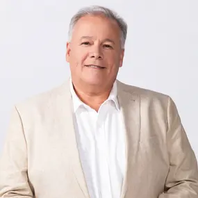 Simon Bowen Profile Photo