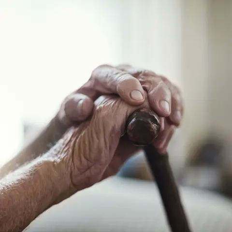 Elderly mediation: What, why and how Guest: Sara Barnes