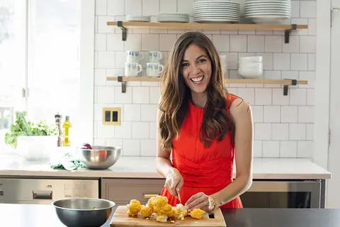 Daily Distance #34: Chef Alia Dalal on Stream-of-Consciousness Journaling