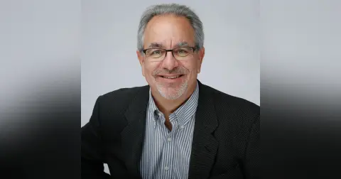 Close Up Radio Welcomes Back Scott Silverman of Your Crisis Coach
