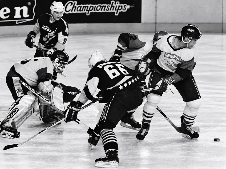 durham-wasps-murrayfield-racers-wembley-1991-semi-final.png Durham Wasps and Murrayfield Racers players battle for the puck near the goal during their 1991 Wembley Heineken Championship semi-final.