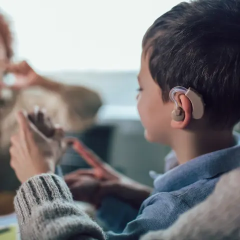 Meeting Families in the Middle: Working with Deaf and Hard of Hearing Children