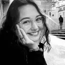 #114 Lisa Berchten | Pain | Growth | Modeling | Traveling | Mystic | Past Lives | Divine Feminine | Akashic Records | Emotion Code | Higher Self Healing