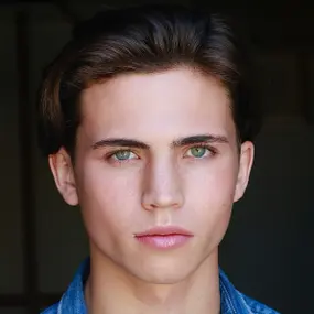 Tanner Buchanan Profile Photo