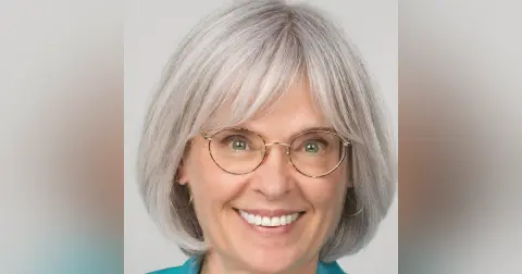 Part 2: Close Up Radio Welcomes Back Coach and Consultant Catherine Oleksiw of Measured Transitions