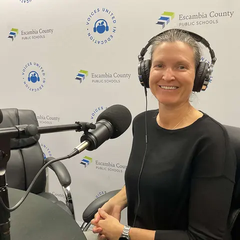 Ep 190 | Sheltering students from homelessness!
