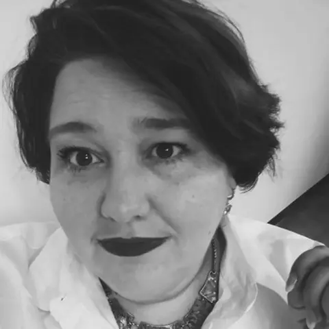 Part 1: Close Up Radio Spotlights Author and Publisher Kristine Meir-Skiff of Gift An Author