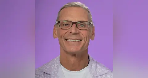 Close Up Radio Spotlights Pranic Healer Gary Smith of Grateful Violet