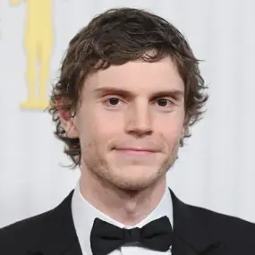 Evan Peters Profile Photo